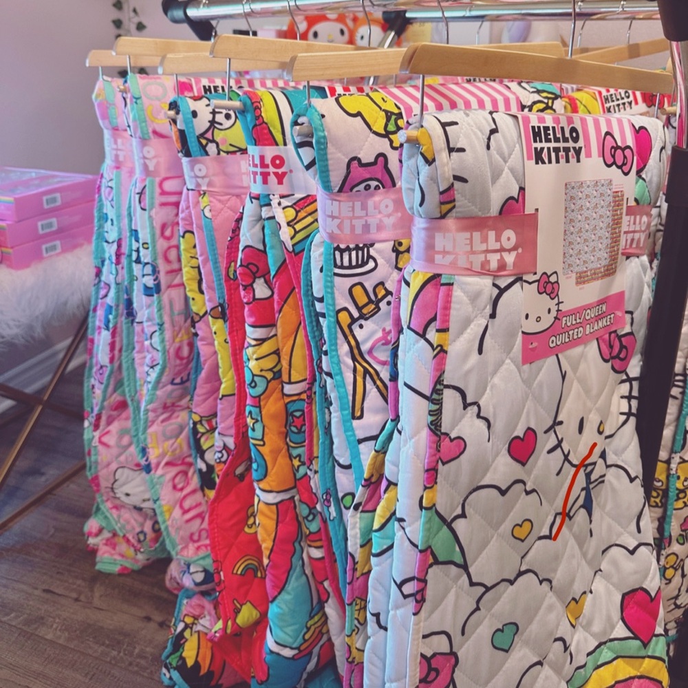 Sanrio Pink Quilt Vibrant Multicolor Design Bedding